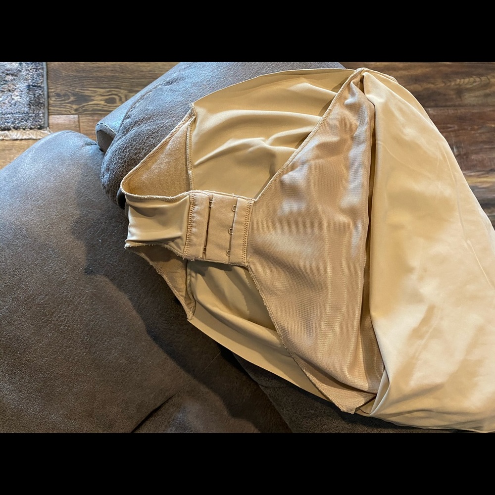 Body shaper! - Picture 3 of 3